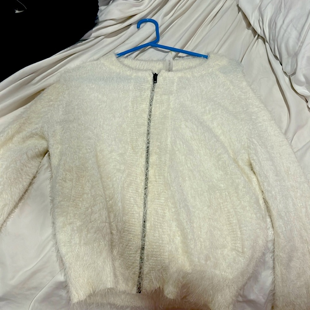 Bethany Mota Fuzzy Zip-up